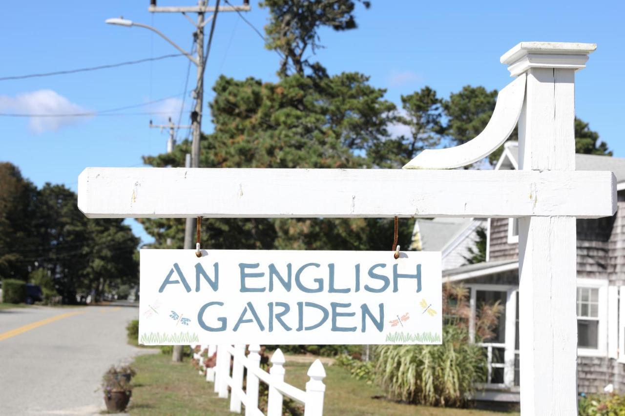 An English Garden Деннис-Порт Экстерьер фото